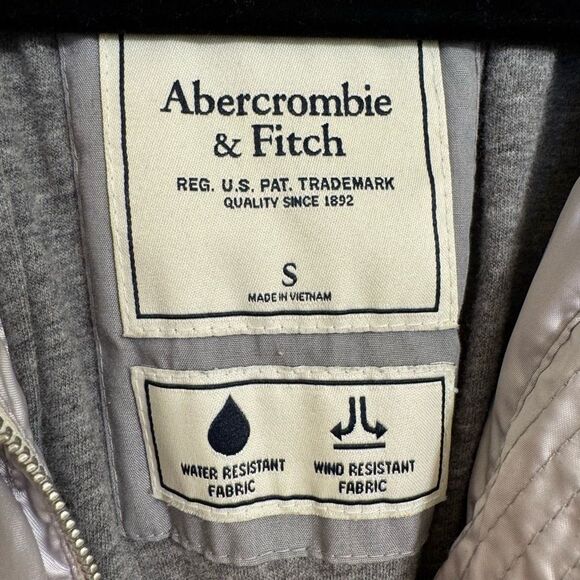 Vintage Y2K Abercrombie & Fitch Silky Gray Water Wind Resistant Light Jacket Sma - Picture 3 of 12